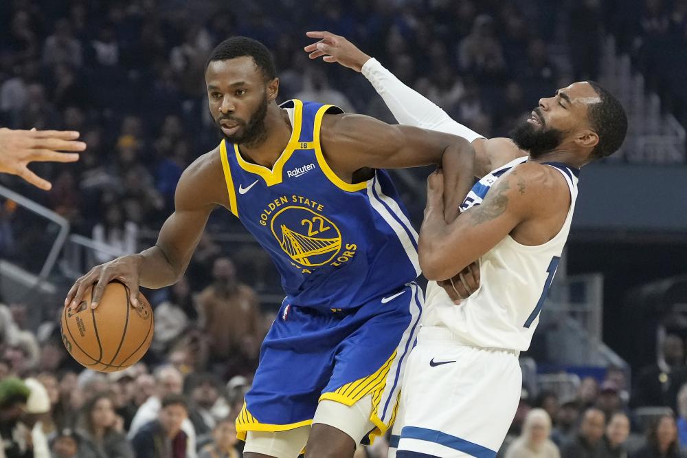 赛场上表现 赛场上表现